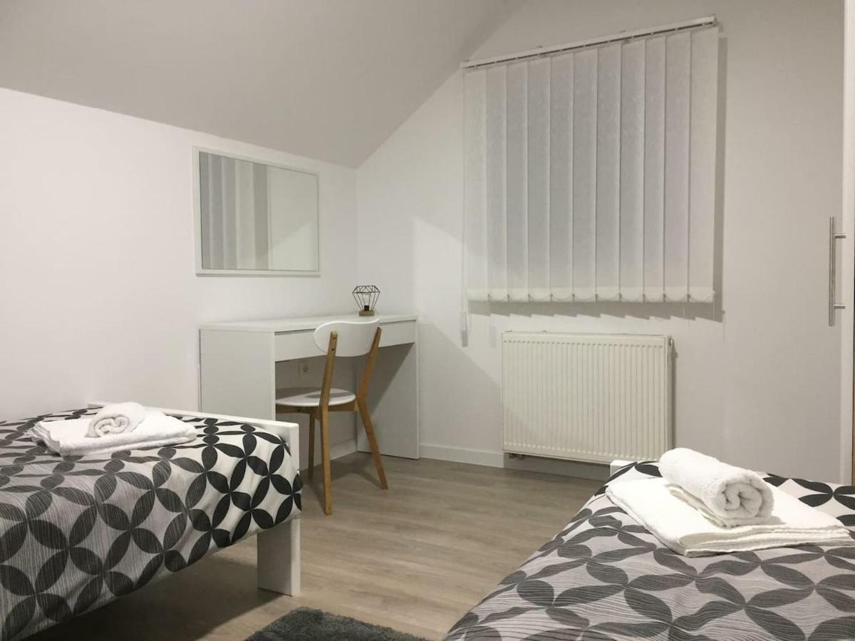 Apartman F&F Otočac Buitenkant foto